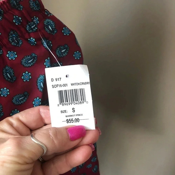 Saks Fifth Avenue men’s swimming trunks - Picture 7 of 7